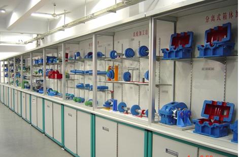 《金屬切削》示教陳列柜